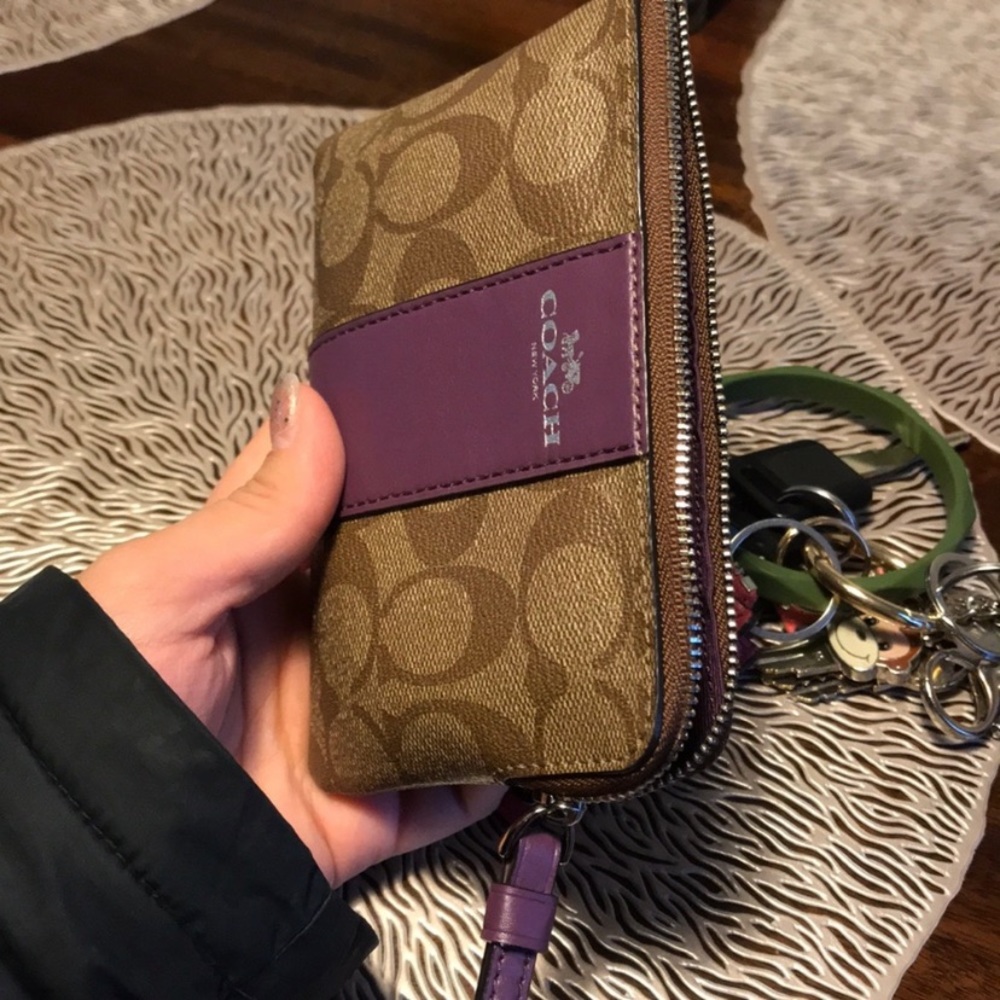 Coach wristlet